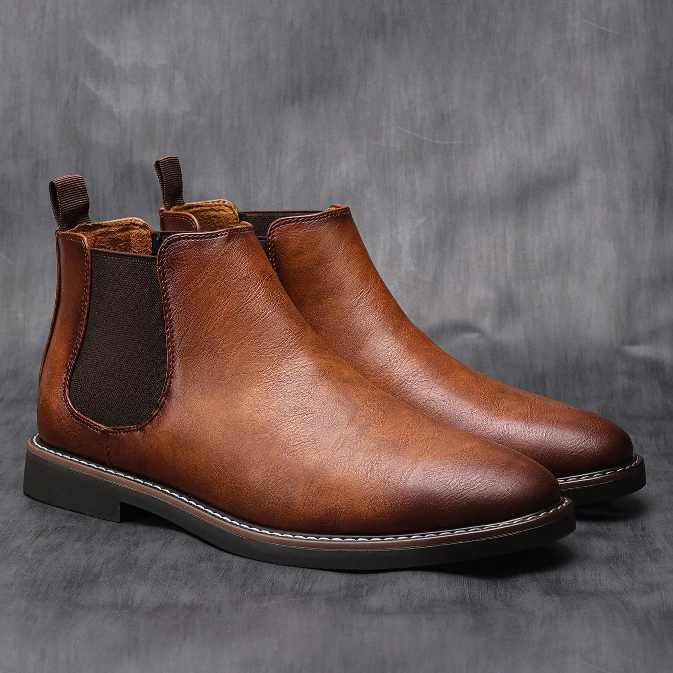 Shamsi – Timeless Chelsea boots